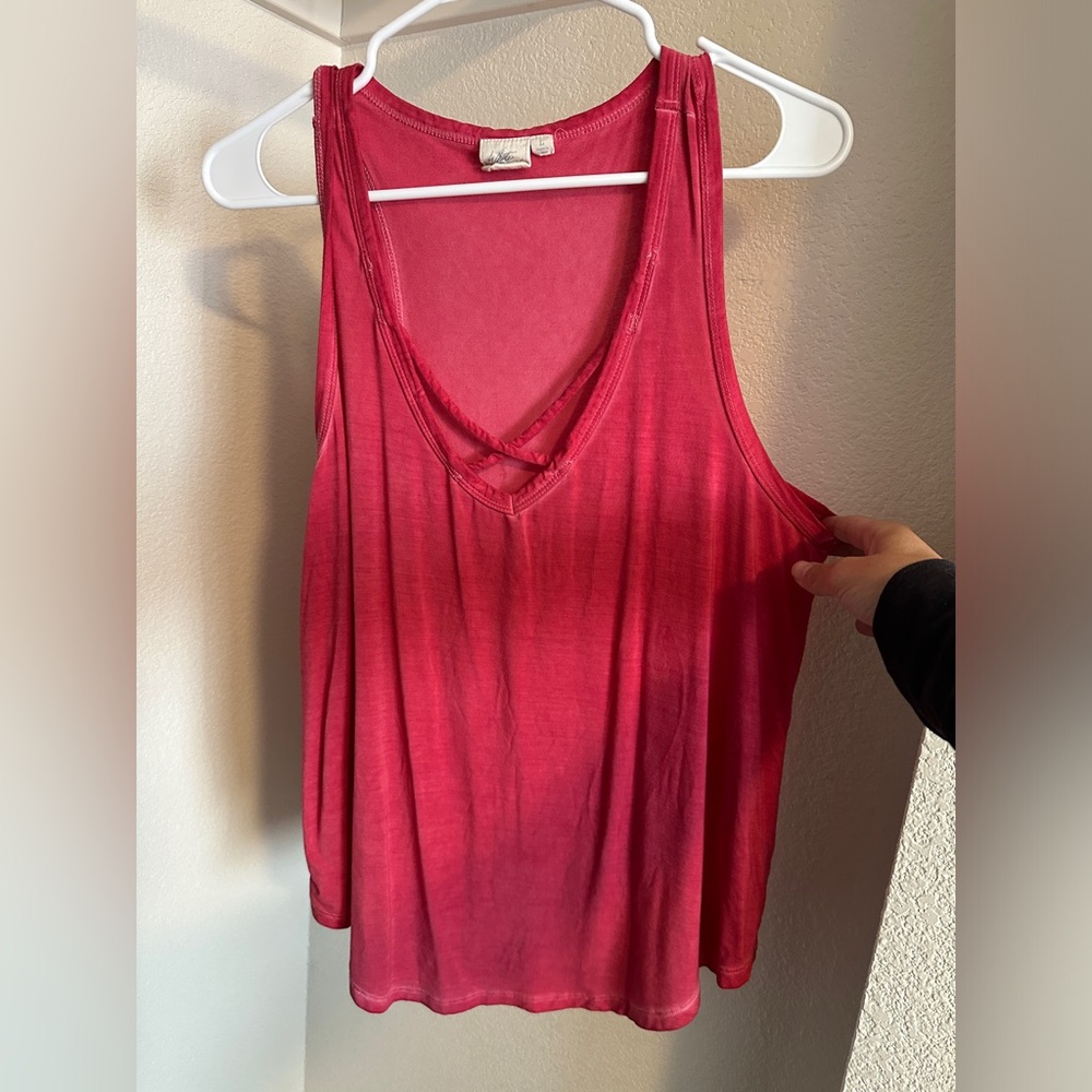 Sleeveless Large Top from Buckle